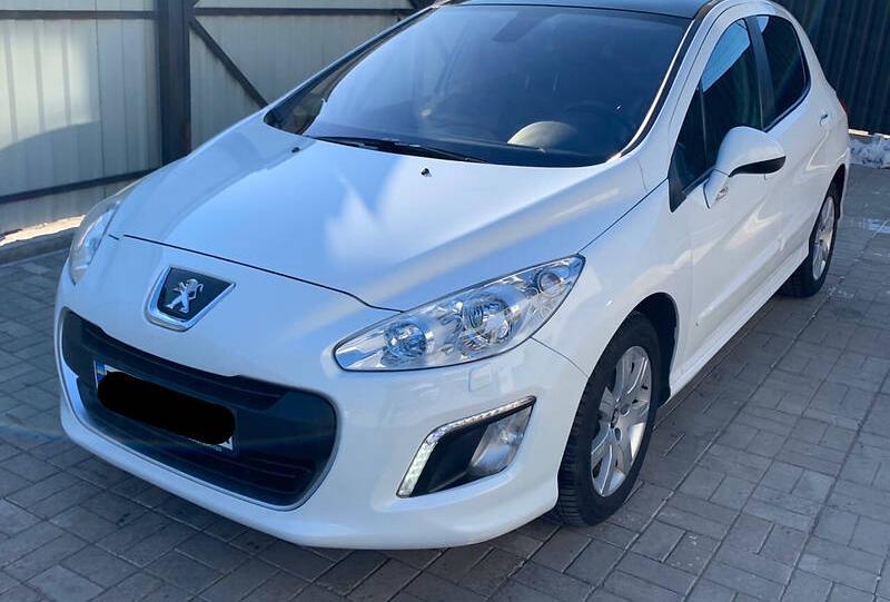 Peugeot 308 Panorama 2012
