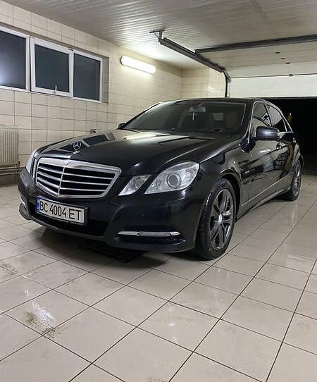 Mercedes-Benz E 220 2011