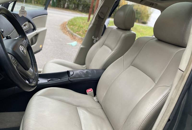 Toyota Avensis PANORAMA MAXIMAL 2009