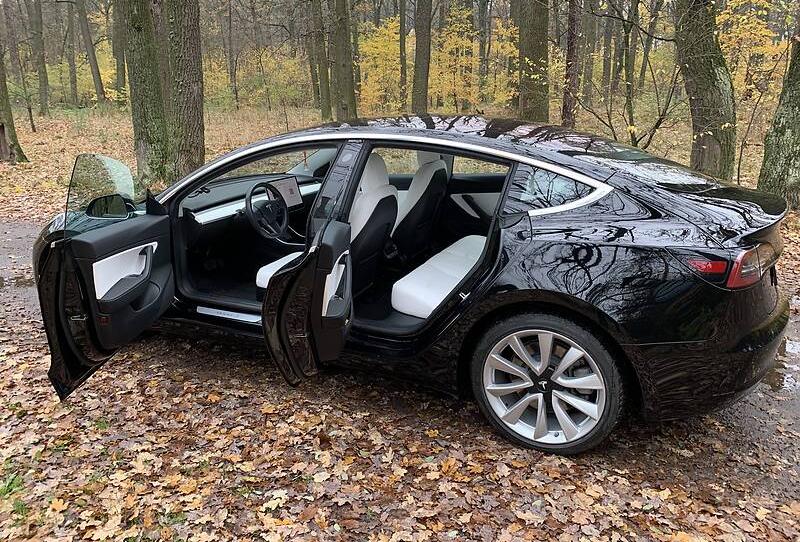 Tesla Model 3 DUALMOTOR Long Range 2018