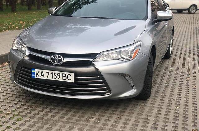 Toyota Camry 2017