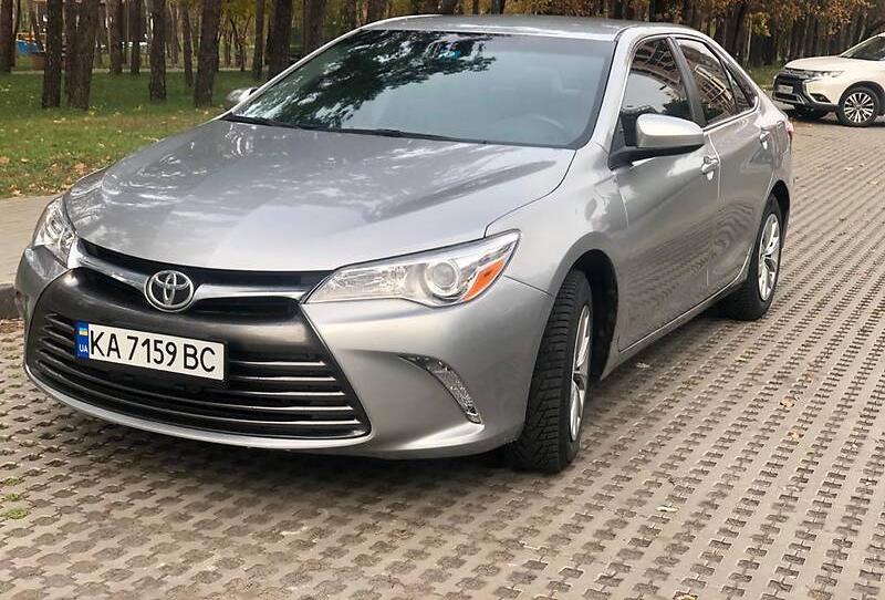 Toyota Camry 2017