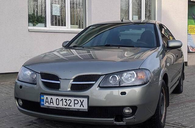 Nissan Almera n16 2005