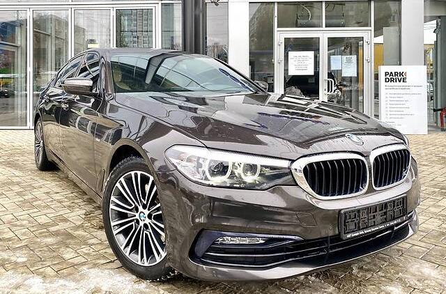 BMW 520 Official 2016