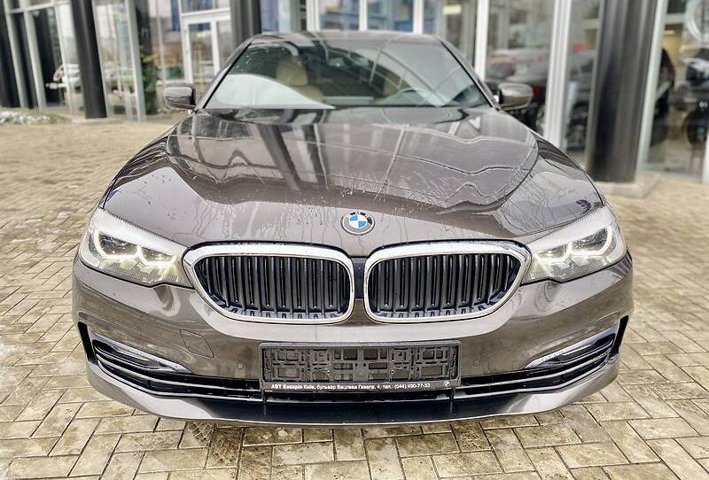 BMW 520 Official 2016