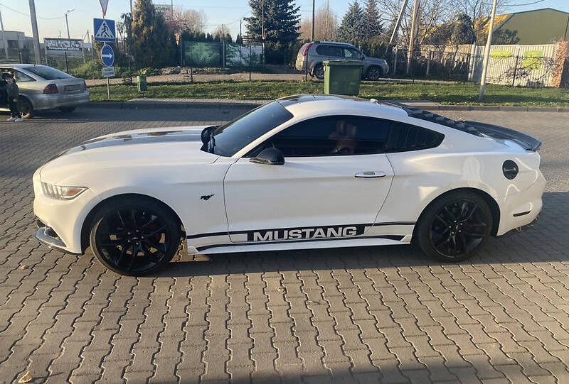 Ford Mustang 2016