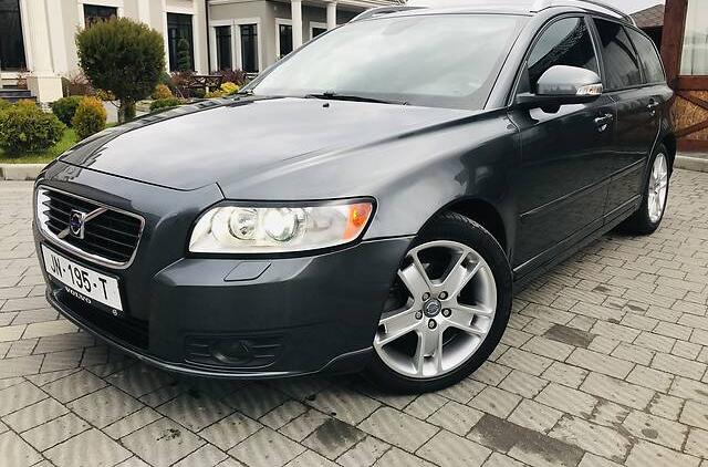 Volvo V50 R DESIGN EXCLUSIVE 2010