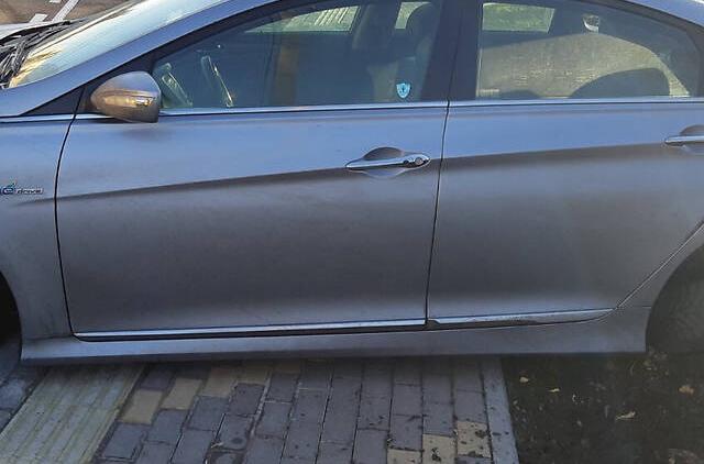Hyundai Sonata hybrid 2014