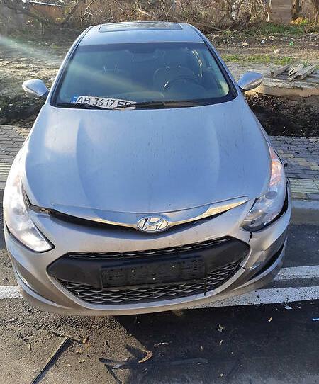 Hyundai Sonata hybrid 2014