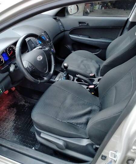Hyundai i30 2010