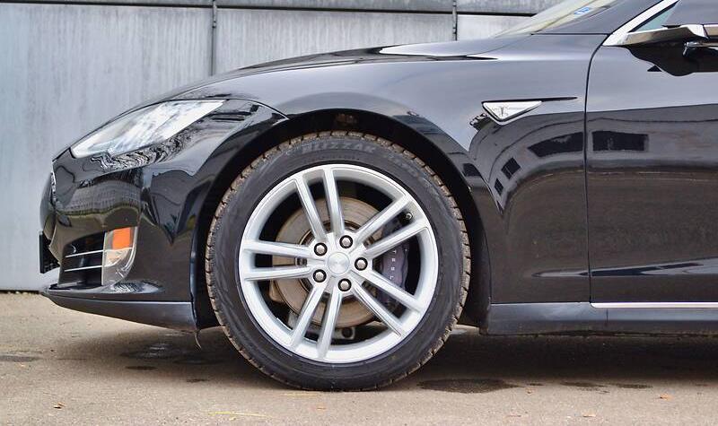 Tesla Model S 60 2014