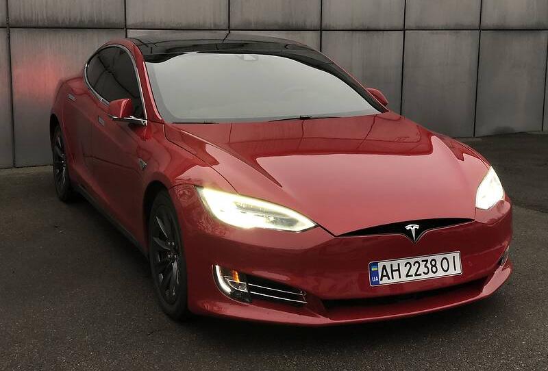 Tesla Model S P90D 2015