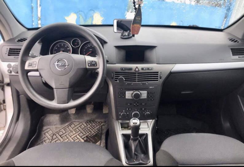 Opel Astra H 2005