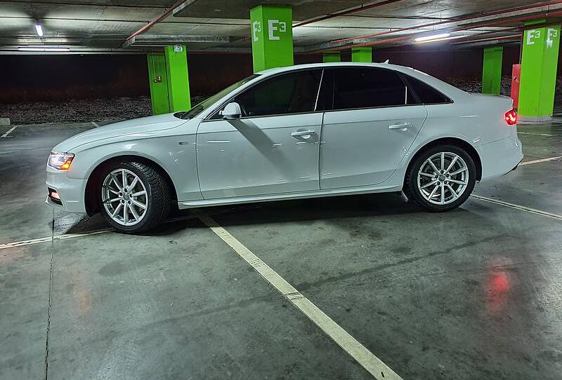 Audi A4 Sline Quattro  2013