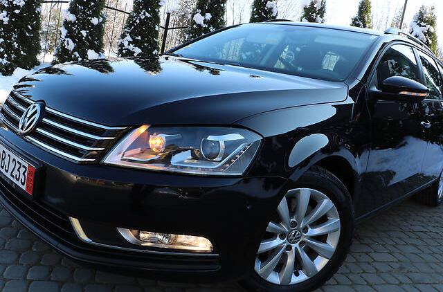 Volkswagen Passat B7 LED NAVI AUTOMATIC   2012