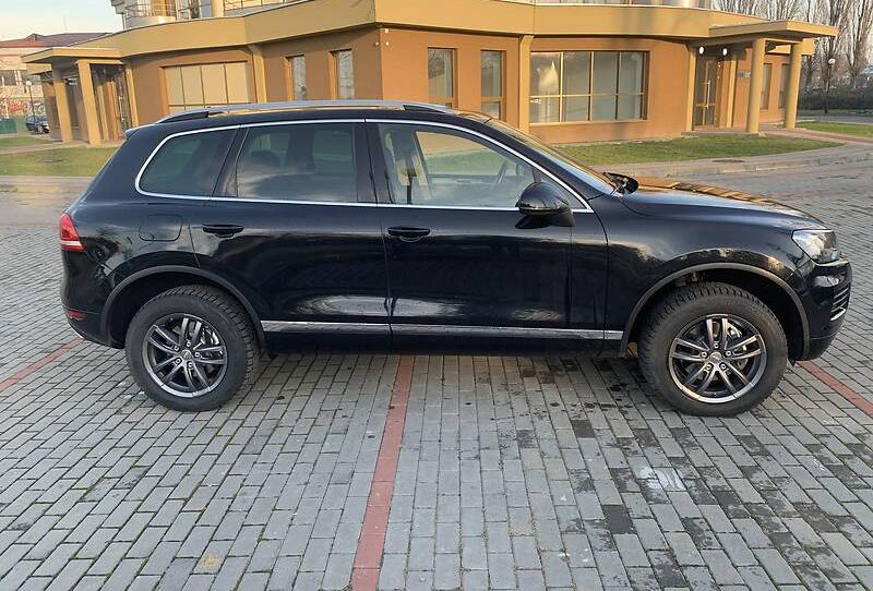 Volkswagen Touareg FULL 2013