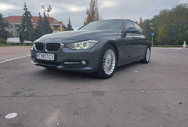 BMW 320 2013