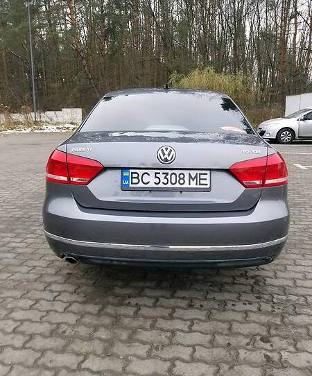 Volkswagen Passat B7 SEL 2012