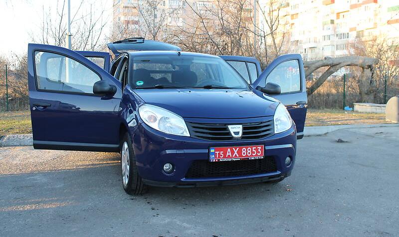 Dacia Sandero 1.4mpi  2009
