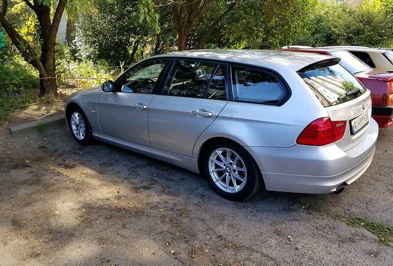 BMW 318 2010