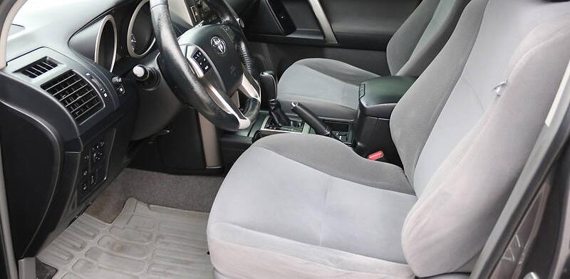 Toyota Land Cruiser Prado 150 Comfort 2013