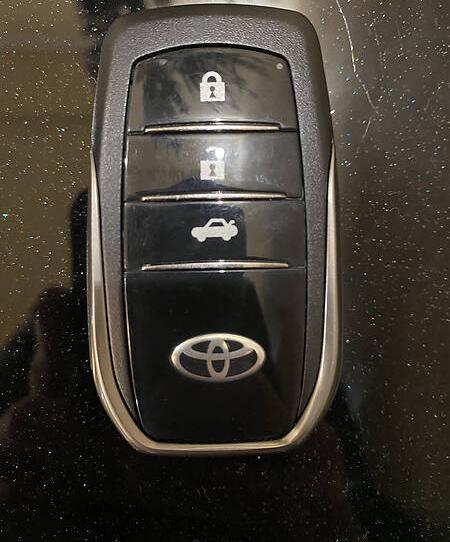 Toyota Land Cruiser 200 RESTAYL  2020  2008