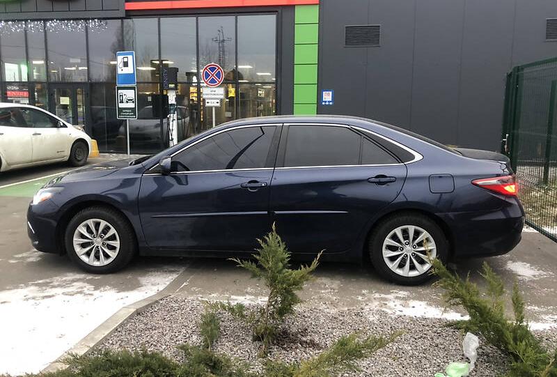 Toyota Camry LE 2016