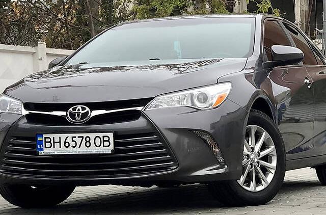 Toyota Camry 2015