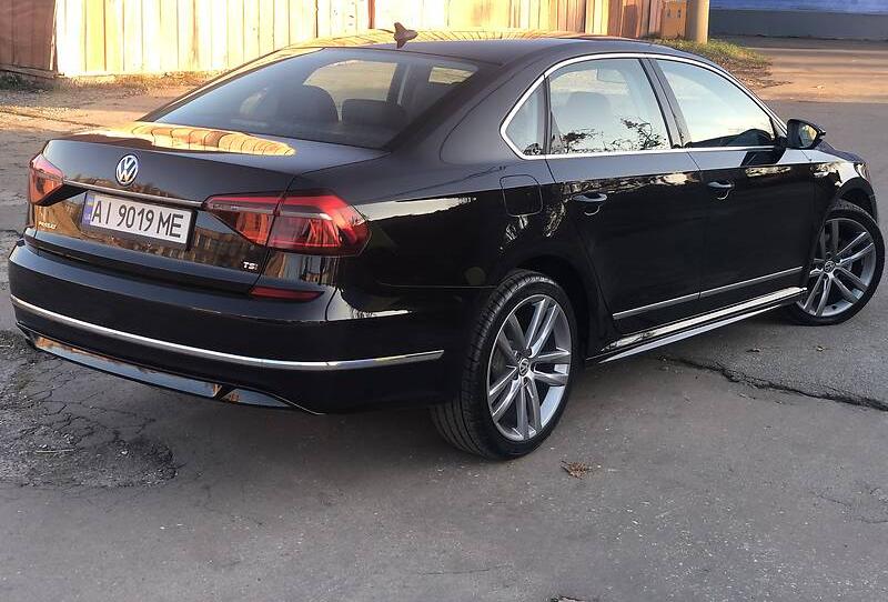 Volkswagen Passat B8 R Line PREMIUM 2016