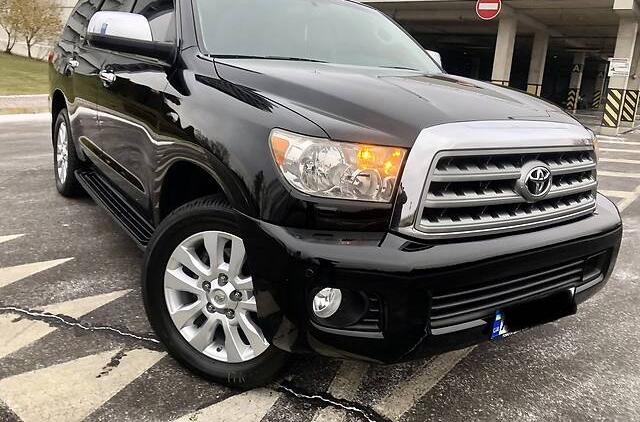 Toyota Sequoia Platinum NeW CaR  2008