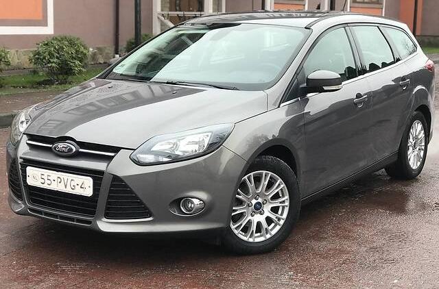 Ford Focus TITANIUM  2011
