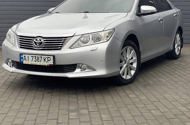 Toyota Camry 2011