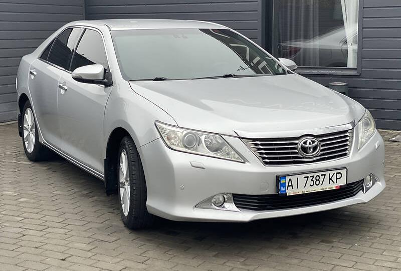 Toyota Camry 2011