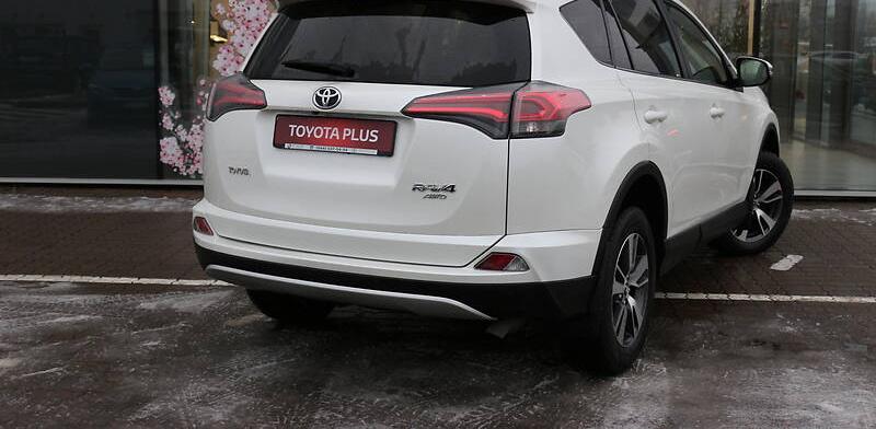 Toyota RAV4 Premium 2016