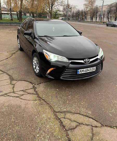 Toyota Camry 2015