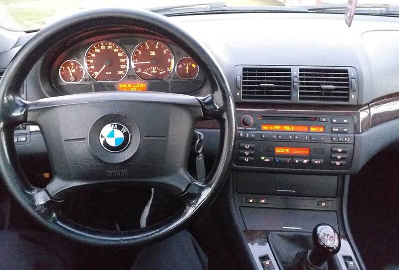 BMW 318 2001