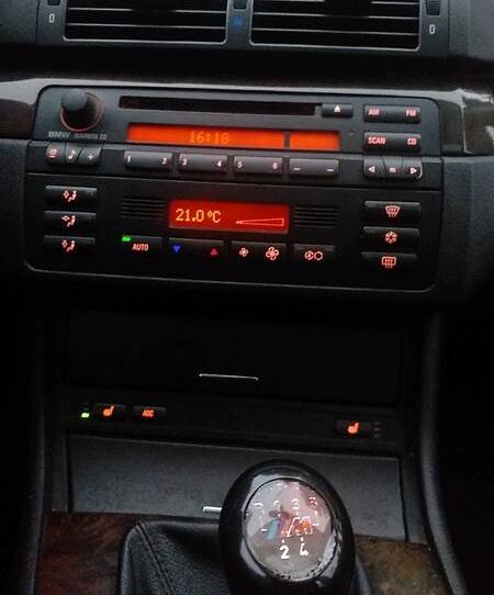 BMW 318 2001