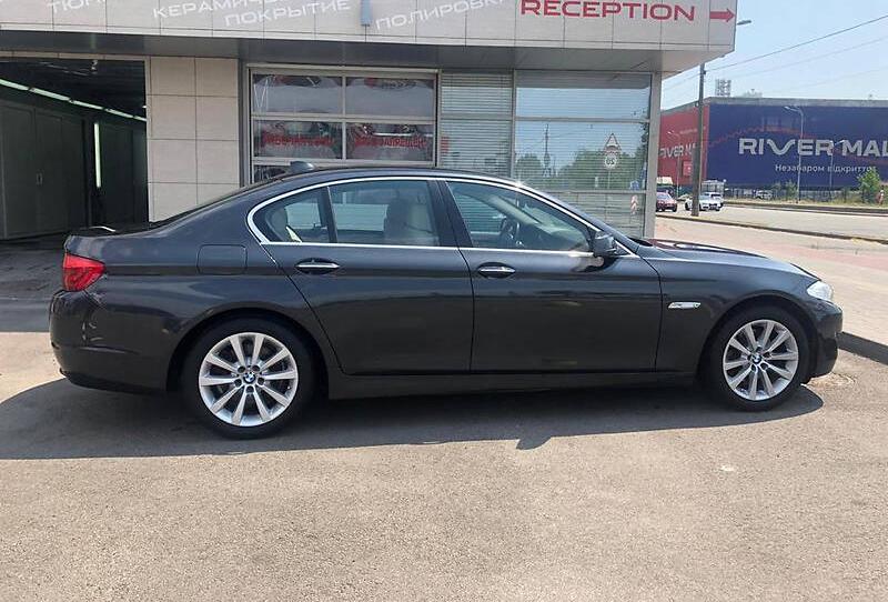 BMW 528 2011