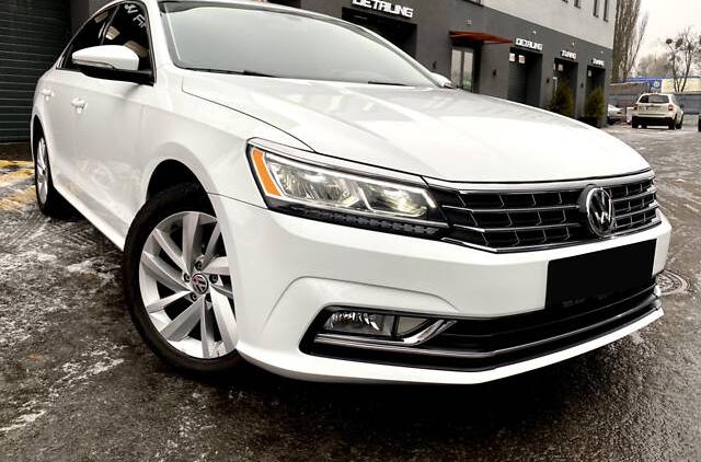 Volkswagen Passat B8 SE PREMIUM LED 2017