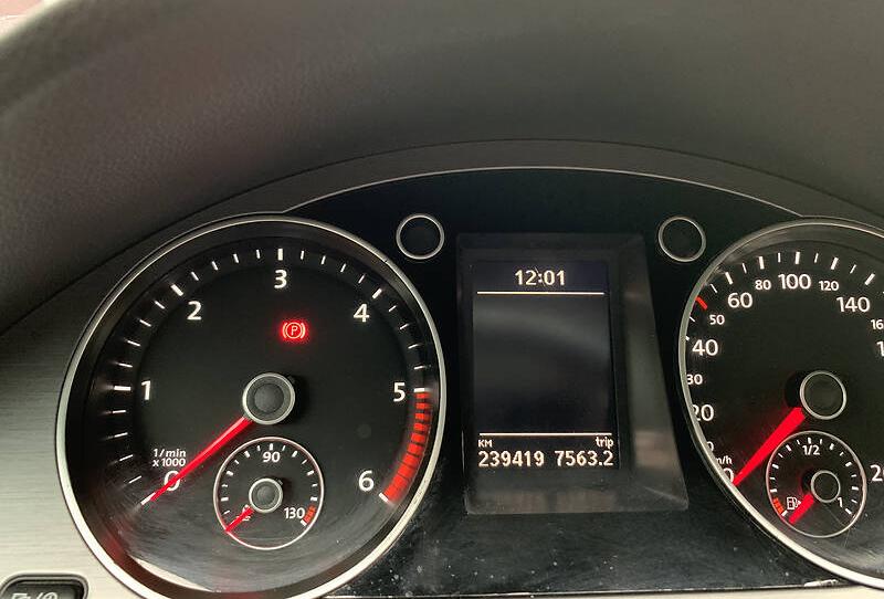 Volkswagen Passat B7 EXCLUSIVE  2012
