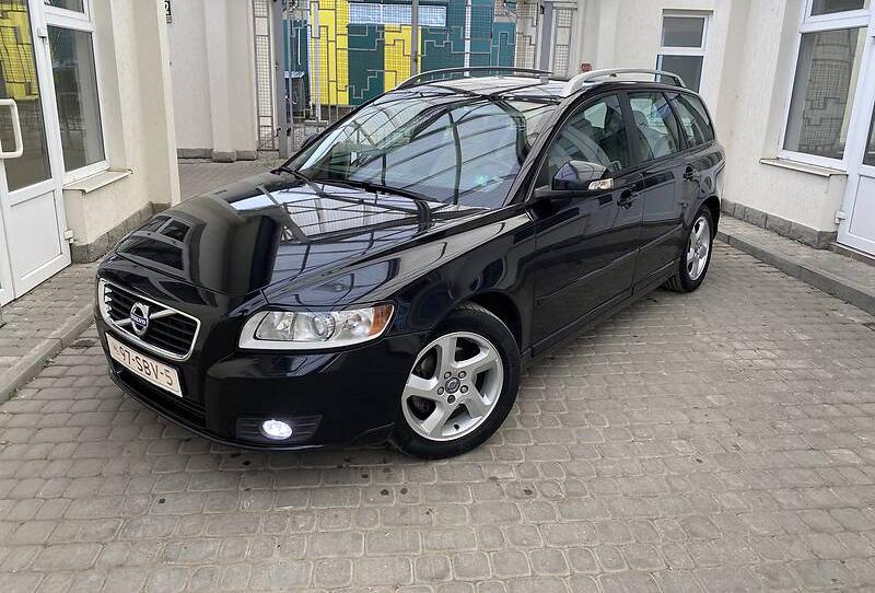 Volvo V50 SUMMUM EDITION  2012