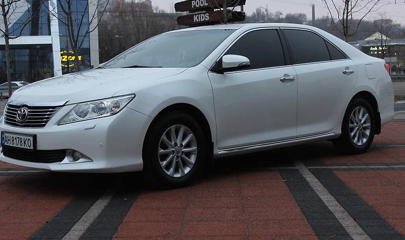 Toyota Camry  Official Prestige 2011