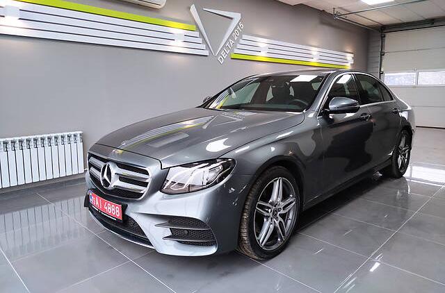 Mercedes-Benz E 200 AMG 4MATIC 2020