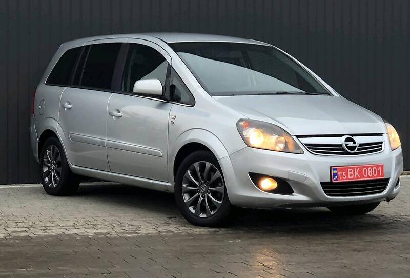 Opel Zafira B Cosmo Edition 2011