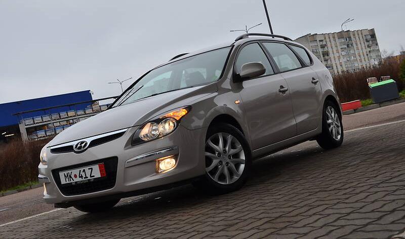 Hyundai i30 CLIMA FULL IDEAL 2010