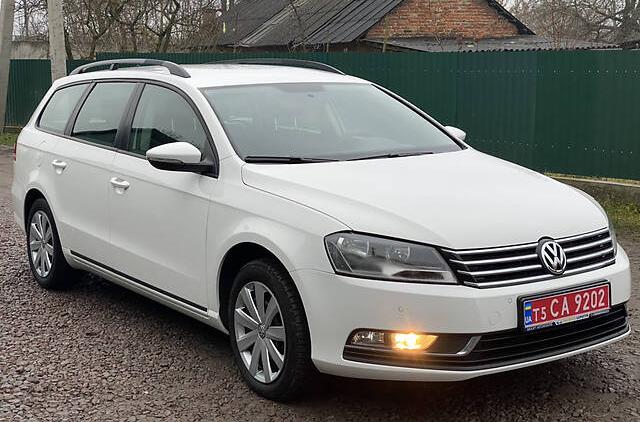 Volkswagen Passat B7 Highline 103KBT 2014