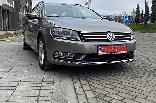 Volkswagen Passat B7 2012