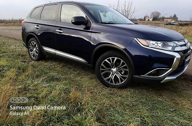 Mitsubishi Outlander SE 2015