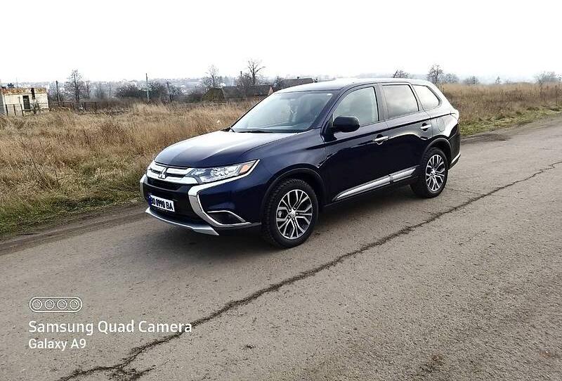Mitsubishi Outlander SE 2015