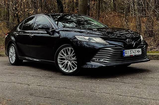 Toyota Camry 2017